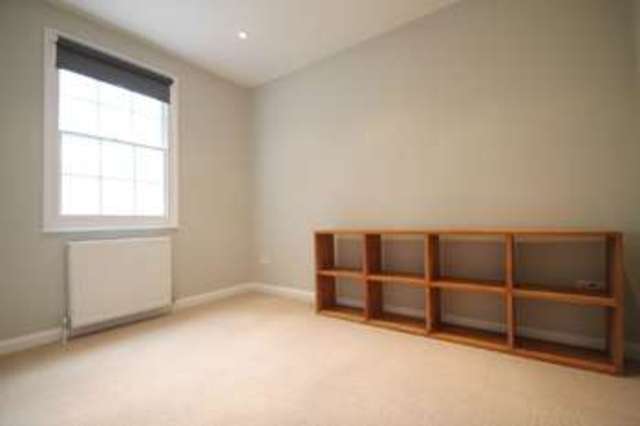  Image of 3 bedroom Detached house to rent in Wynford Road London N1 at Kings Cross N1 London, N1 9SN