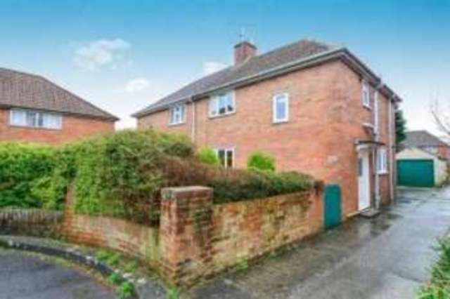  Image of 2 bedroom Detached house for sale in Hillcrest Road Yeovil BA21 at Yeovil Somerset Yeovil Marsh, BA21 4RF