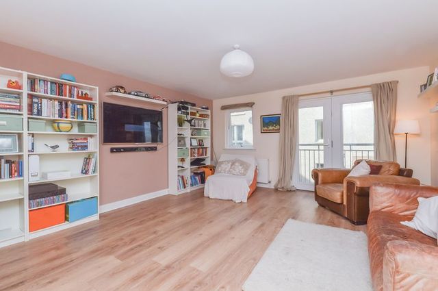  Image of 4 bedroom Terraced house for sale in Trafalgar Lane Edinburgh EH6 at Trafalgar Lane Bonnington Edinburgh, EH6 4DJ
