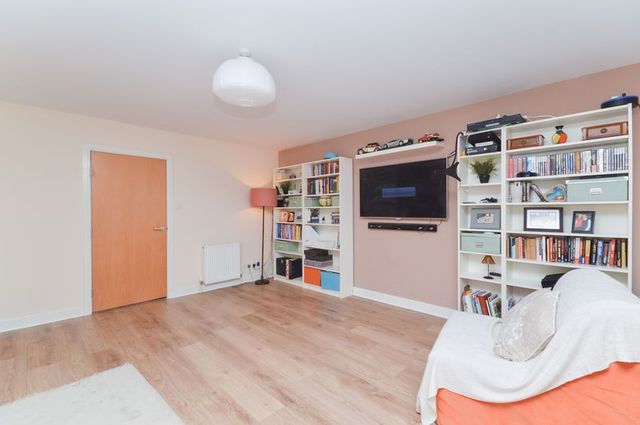  Image of 4 bedroom Terraced house for sale in Trafalgar Lane Edinburgh EH6 at Trafalgar Lane Bonnington Edinburgh, EH6 4DJ
