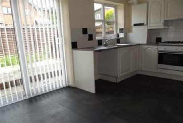  Image of 3 bedroom Semi-Detached house to rent in Abbeyfields Wigan WN6 at Wigan, WN6 7NZ