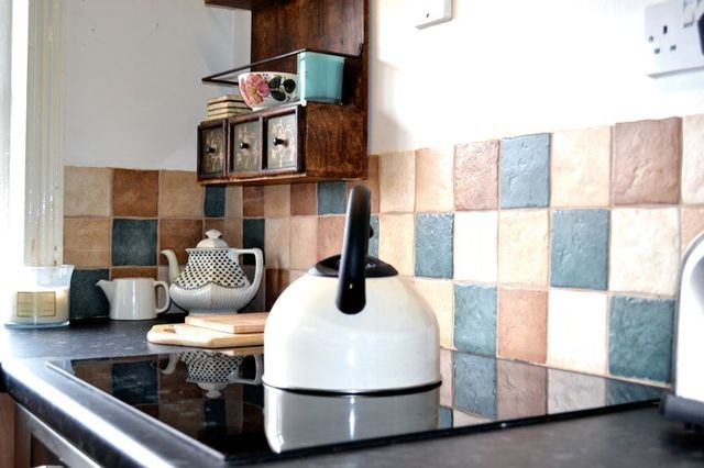  Image of 2 bedroom Property for sale in Main Street Akeley Buckingham MK18 at Main Street Akeley Buckingham, MK18 5HR