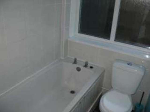  Image of 2 bedroom Bungalow for sale in Aldersley Avenue Tettenhall Wolverhampton WV6 at Wolverhampton West Midlands Tettenhall, WV6 9HY
