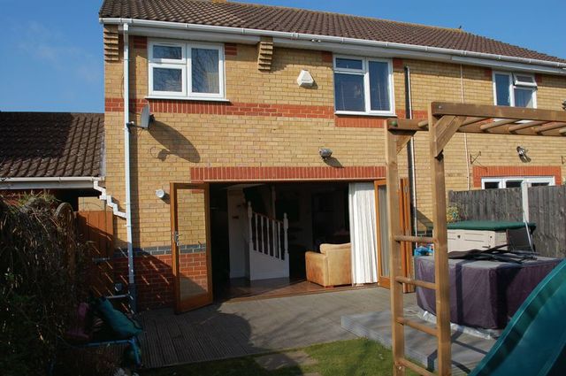 Image of 4 bedroom Detached house for sale in Alderton Road Orsett Grays RM16 at Alderton Road  Orsett, RM16 3DZ