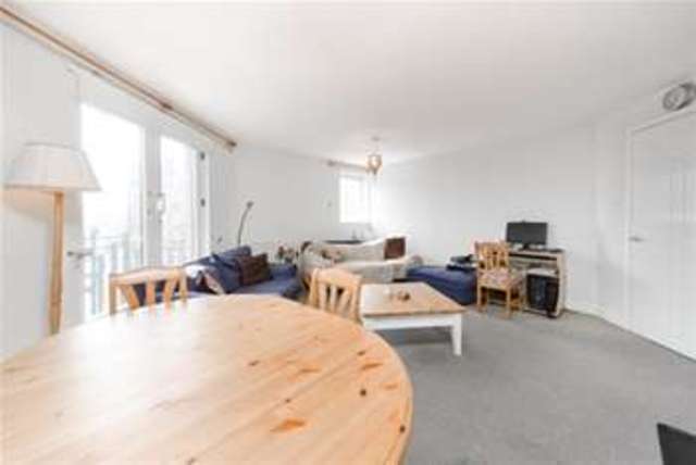  Image of 2 bedroom Flat to rent in Artesian Road London W2 at London, W2 5DL