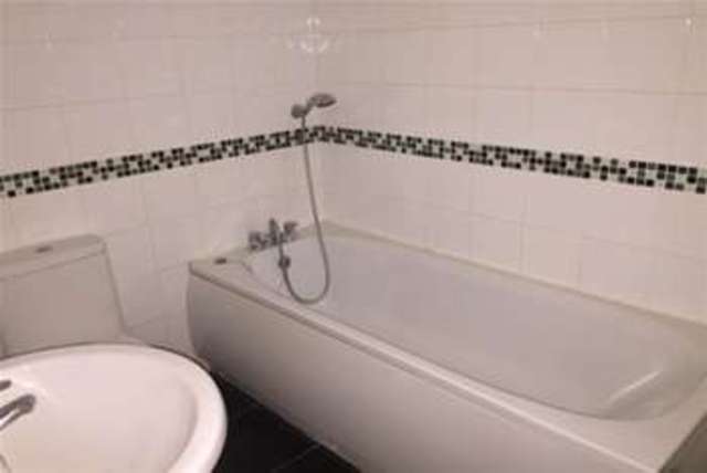  Image of 1 bedroom Flat to rent in Ashley Road Parkstone Poole BH14 at Poole, BH14 9DF