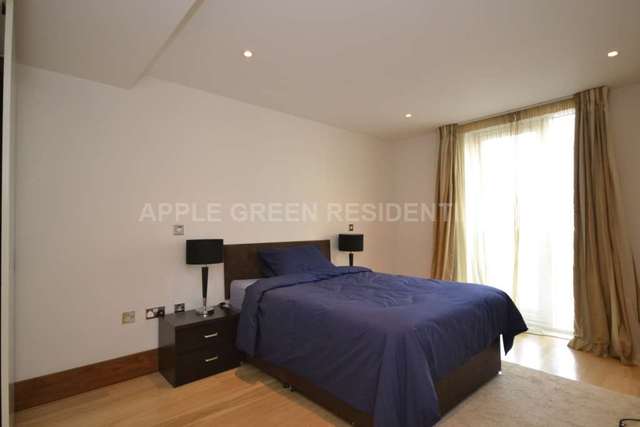  Image of 3 bedroom Apartment to rent in Baker Street London NW1 at Baker Street Marylebone London, NW1 6XE