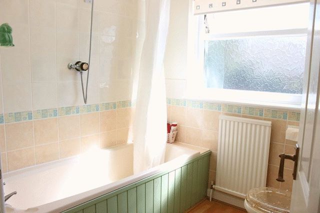 Image of 5 bedroom Semi-Detached house for sale in Bal-Jinjy Close St. Blazey Gate Par PL24 at Bal-Jinjy Close  Par, PL24 2DF