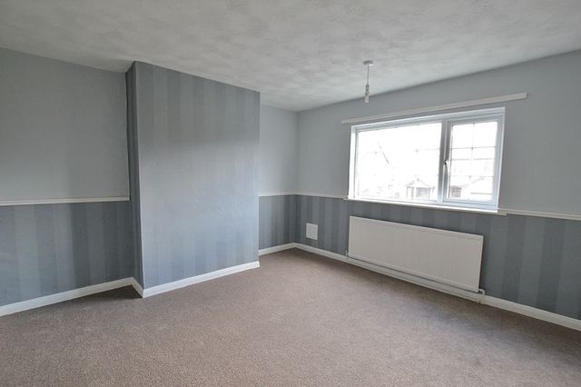  Image of 3 bedroom Terraced house for sale in Barton Lane Barrow-upon-Humber DN19 at Barton Lane  Barrow-Upon-Humber, DN19 7DD