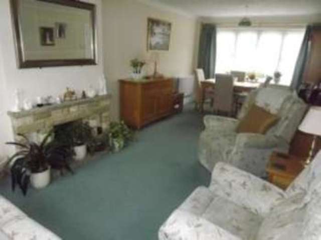  Image of 4 bedroom Detached house for sale in Dorchester Close Basingstoke RG23 at Basingstoke Hampshire Wootton St Lawrence, RG23 8EX