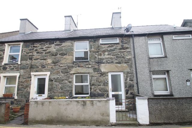  Image of 3 bedroom Terraced house for sale in Carneddi Road Carneddi Bethesda Bangor LL57 at Carneddi Road  Bangor, LL57 3SE