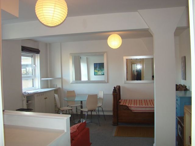  Image of 1 bedroom Flat to rent in Bethnal Green Road London E2 at Bethnal Green Road  London, E2 9QY