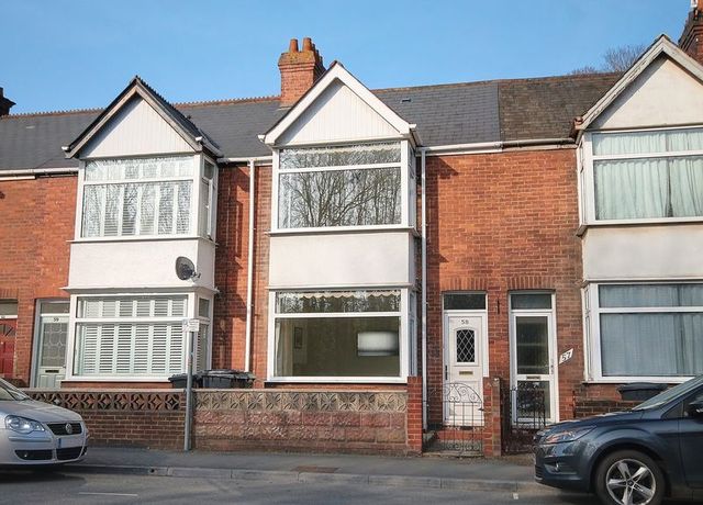 Image of 3 bedroom Terraced house for sale in Bonhay Road Exeter EX4 at Bonhay Road  Exeter, EX4 4JD