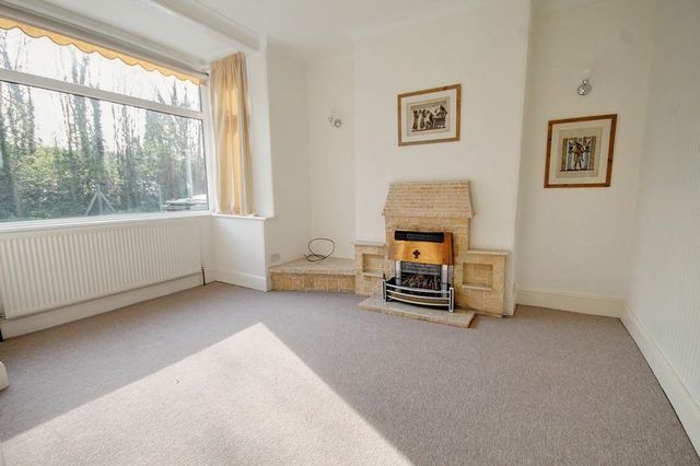  Image of 3 bedroom Terraced house for sale in Bonhay Road Exeter EX4 at Bonhay Road  Exeter, EX4 4JD
