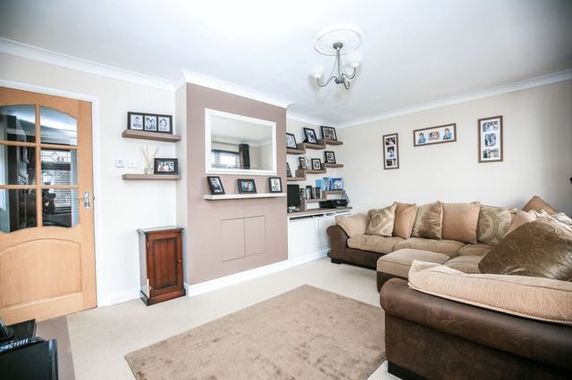  Image of 3 bedroom Semi-Detached house for sale in Boundary Road Leigh-on-Sea SS9 at Boundary Road  Leigh-On-Sea, SS9 5BP