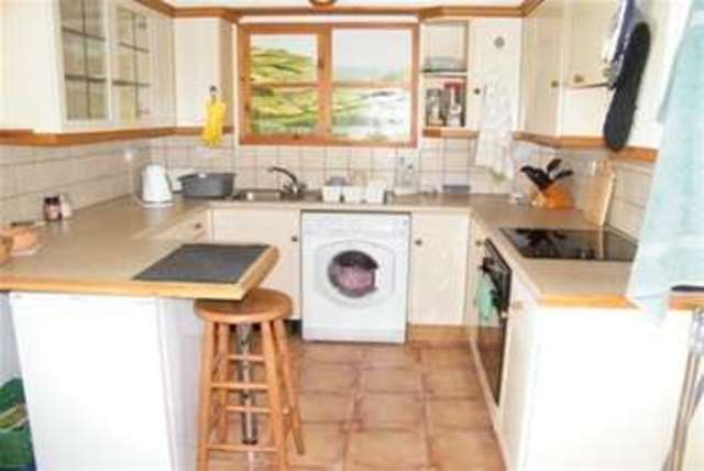  Image of 2 bedroom Flat to rent in Bratton Seymour Bratton Seymour Wincanton BA9 at Wincanton, BA9 8DA