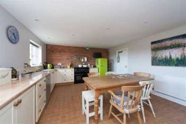  Image of 4 bedroom Detached house for sale in North Bradley North Bradley Trowbridge BA14 at Trowbridge, BA14 9PT