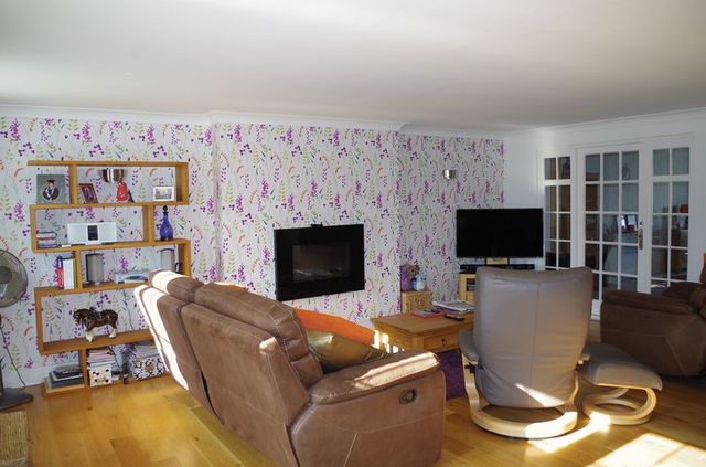  Image of 3 bedroom Detached house for sale in Brue Crescent Burnham-on-Sea TA8 at Brue Crescent  Burnham-On-Sea, TA8 1LR