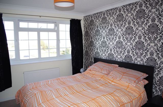  Image of 3 bedroom Detached house for sale in Brue Crescent Burnham-on-Sea TA8 at Brue Crescent  Burnham-On-Sea, TA8 1LR