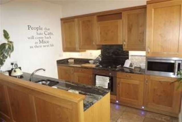  Image of 3 bedroom Property to rent in Buckingham Drive Radcliffe-on-Trent Nottingham NG12 at Nottingham, NG12 2NE