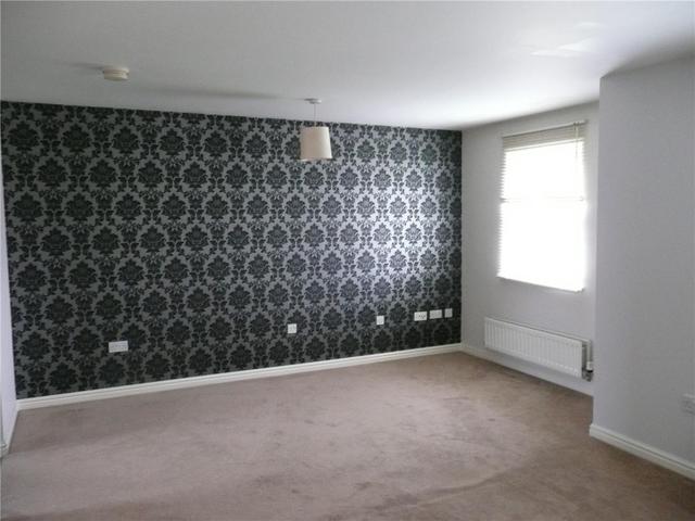  Image of 2 bedroom Flat to rent in Burnbrae Road Bonnyrigg EH19 at Bonnyrigg MidLothian MidLothian, EH19 3EY