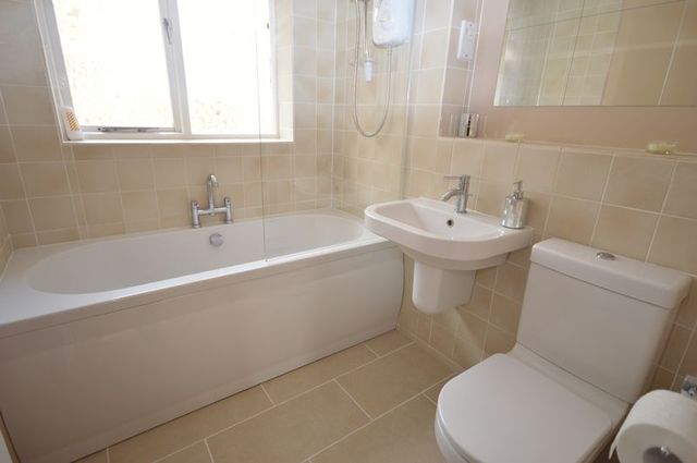  Image of 2 bedroom Terraced house for sale in Cemetery Road Houghton Regis Dunstable LU5 at Cemetery Road  Houghton Regis, LU5 5DE
