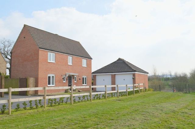  Image of 4 bedroom Detached house for sale in Chaffinch Chase Gillingham SP8 at Chaffinch Chase Gillingham Peacemarsh, SP8 4GT