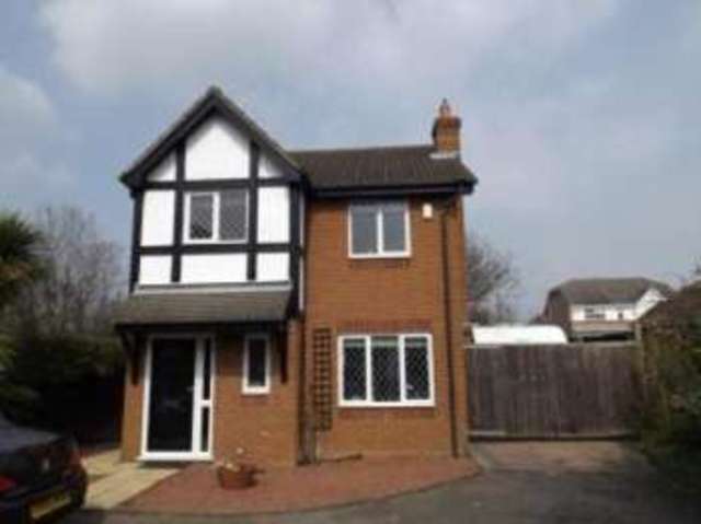  Image of 3 bedroom Detached house for sale in Grifon Road Chafford Hundred Grays RM16 at Chafford Hundred Grays North Stifford, RM16 6NP