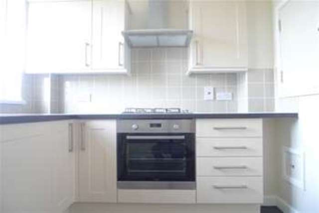  Image of 2 bedroom Flat to rent in Charminster Drive Coventry CV3 at Coventry, CV3 5AE