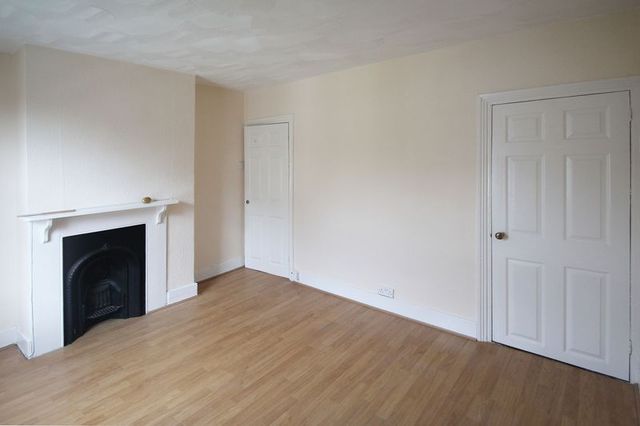  Image of 3 bedroom Terraced house to rent in Charter Street Chatham ME4 at Charter Street  Chatham, ME4 5RY