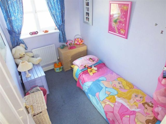  Image of 3 bedroom Property for sale in Cheviot Close Hilperton Trowbridge BA14 at Cheviot Close Trowbridge Trowbridge, BA14 7QT