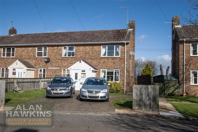  Image of 2 bedroom Property for sale in Lancaster Square Lyneham Chippenham SN15 at Lancaster Square Chippenham Chippenham, SN15 4AD