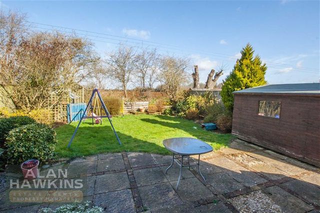  Image of 2 bedroom Property for sale in Lancaster Square Lyneham Chippenham SN15 at Lancaster Square Chippenham Chippenham, SN15 4AD