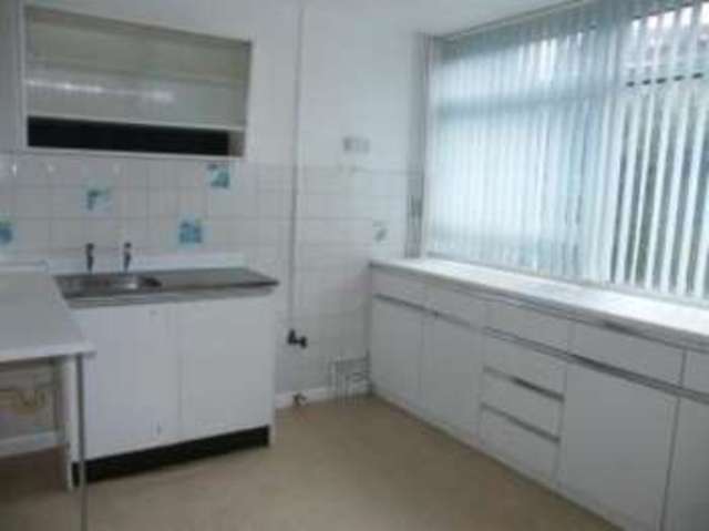  Image of 3 bedroom Terraced house for sale in Cliff Mews Cliff Road Paignton TQ4 at Cliff Road Paignton Goodrington, TQ4 6DJ