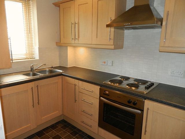  Image of 2 bedroom Flat to rent in Clifton Park Clifton Swinton Manchester M27 at Clifton Park Swinton Manchester, M27 6YD