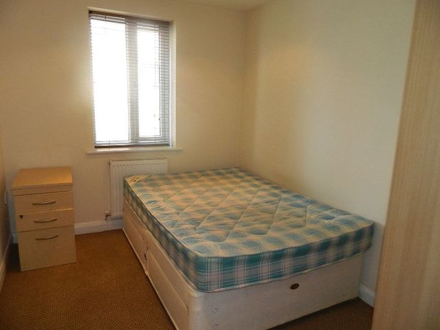  Image of 2 bedroom Flat to rent in Clifton Park Clifton Swinton Manchester M27 at Clifton Park Swinton Manchester, M27 6YD