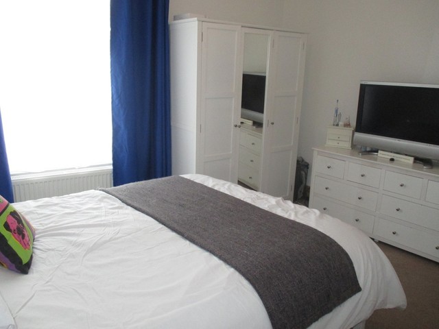  Image of 2 bedroom Terraced house for sale in Clive Road Portsmouth PO1 at Clive Road Fratton Portsmouth, PO1 5JP