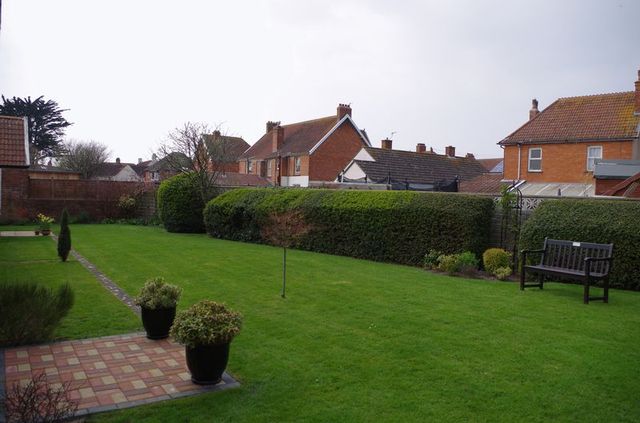  Image of 2 bedroom Detached house for sale in Cloisters Croft Burnham-on-Sea TA8 at Cloisters Croft  Burnham-On-Sea, TA8 1QN