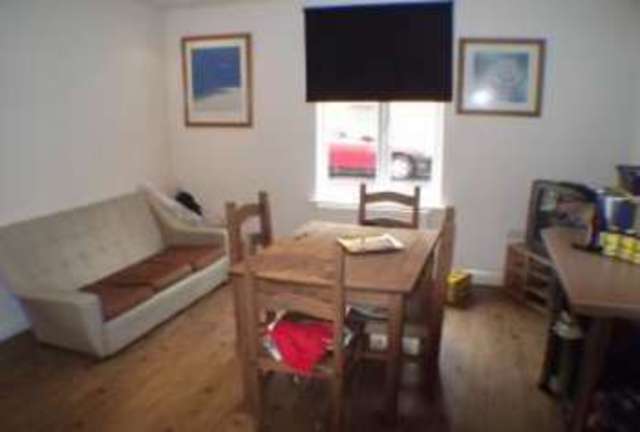  Image of 1 bedroom House Share to rent in Codrington Street Exeter EX1 at Codrington Street  Exeter, EX1 2BU