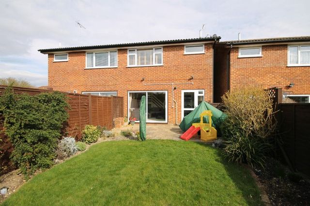  Image of 3 bedroom Semi-Detached house for sale in Coldwaltham Lane Burgess Hill RH15 at Coldwaltham Lane  Burgess Hill, RH15 0EL