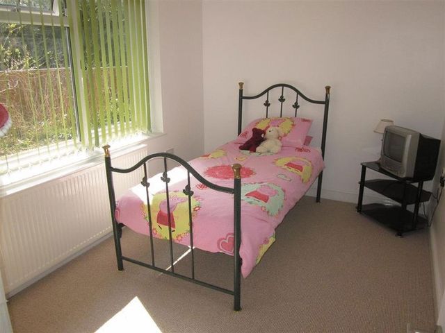  Image of 2 bedroom Detached house for sale in Coltsfoot Close Amesbury Salisbury SP4 at Coltsfoot Close  Amesbury, SP4 7NP