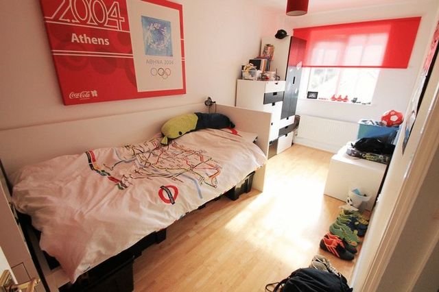  Image of 4 bedroom Detached house to rent in Cornfield Close Chandler