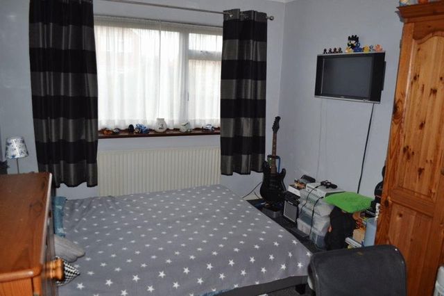  Image of 3 bedroom Detached house for sale in Coronation Road Ulceby DN39 at Coronation Road  Ulceby, DN39 6SX