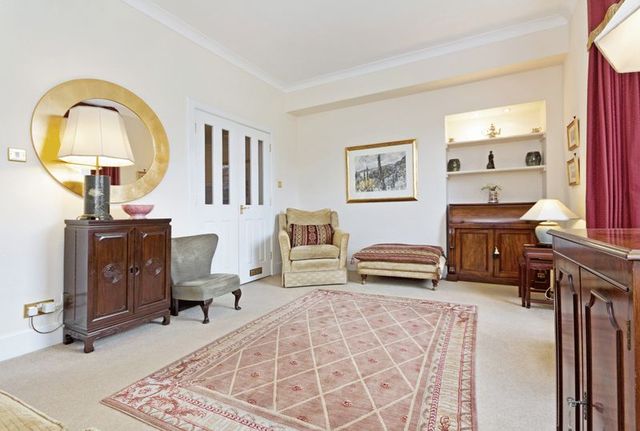 Image of 2 bedroom Flat for sale in Craigflower Court Torryburn Dunfermline KY12 at Craigflower Court Torryburn Dunfermline, KY12 8AY