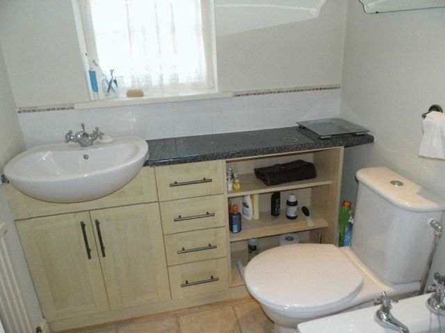  Image of 2 bedroom Cottage for sale in Curzon Street Calne SN11 at Curzon Street  Calne, SN11 0DE