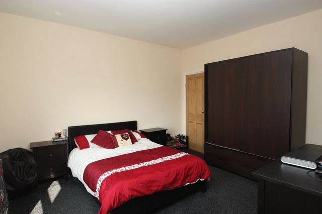  Image of 2 bedroom Terraced house for sale in Cutsyke Road Featherstone Pontefract WF7 at Cutsyke Road  Featherstone, WF7 6BD