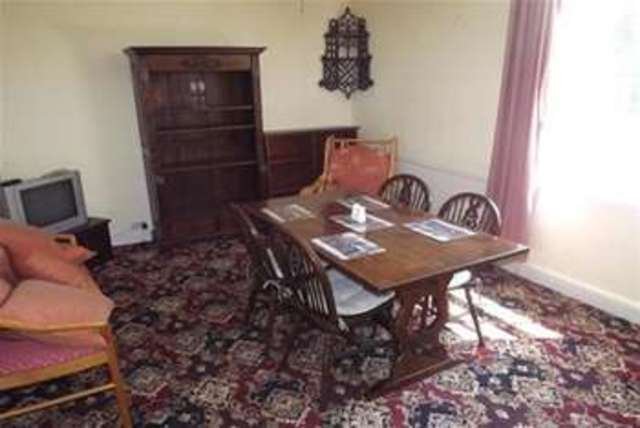  Image of 2 bedroom Maisonette to rent in High Street Dedham Colchester CO7 at Colchester, CO7 6DE