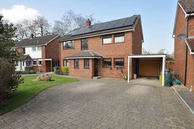  Image of 4 bedroom Detached house for sale in Denning Close Fleet GU52 at Denning Close  Fleet, GU52 7SP