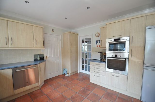  Image of 4 bedroom Detached house for sale in Denning Close Fleet GU52 at Denning Close  Fleet, GU52 7SP