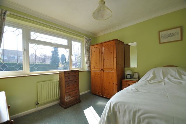  Image of 4 bedroom Detached house for sale in Denning Close Fleet GU52 at Denning Close  Fleet, GU52 7SP